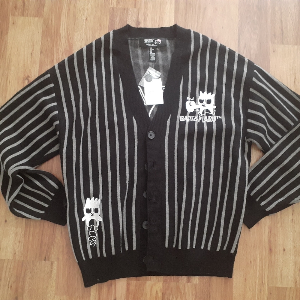 Forever 21 x Hello Kitty & Friends Badtz Maru DON'T STARE Cardigan Black gray